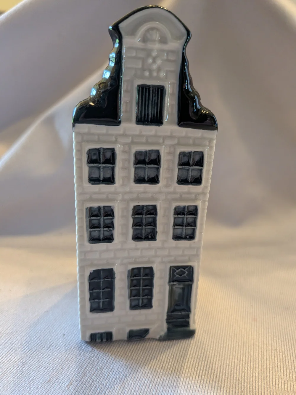 KLM Holland Royal Blue Delft House #59 2026 With Bols